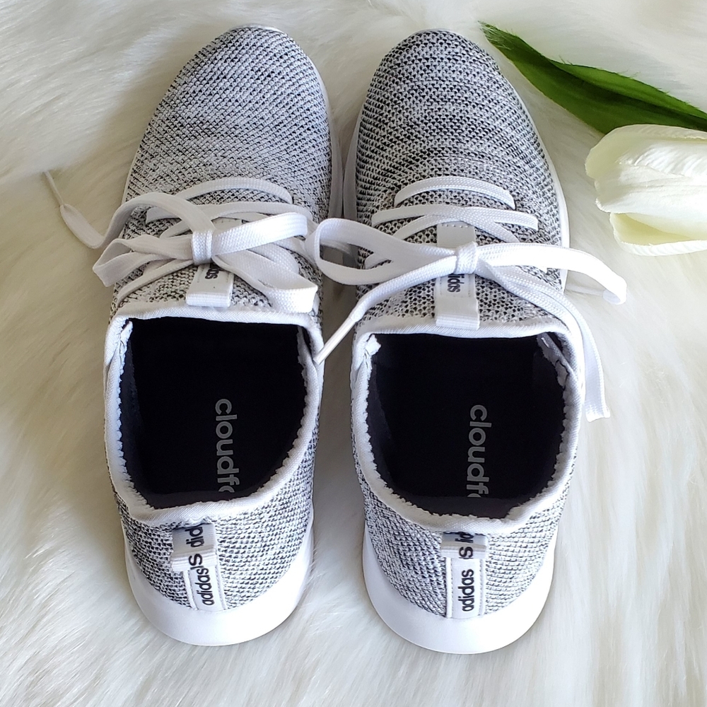 šADIDAS WOMEN'S SHOES SIZE 7.5 - Picture 3 of 12